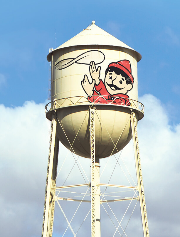 Pizza Inn water tower